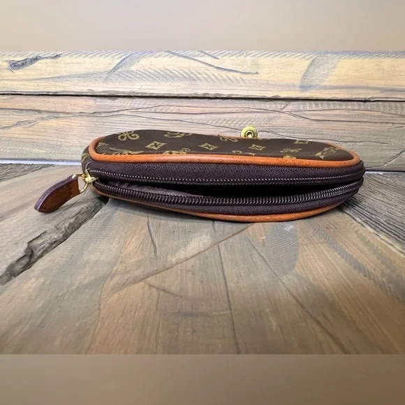 Small Change purse/Makeup bag - Picture 3 of 5